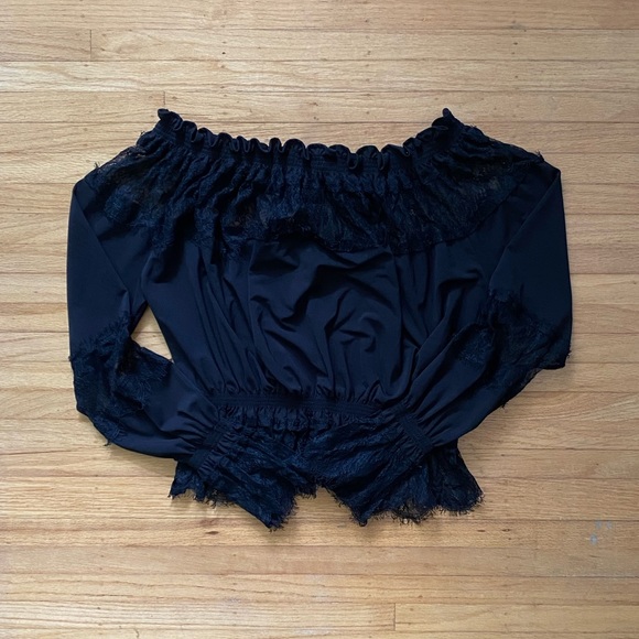 Moda International Women’s Lace Long Sleeve Top - Picture 2 of 4